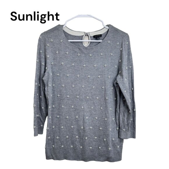 Talbots Women SZ M Gray Pearl Embroidery Sweater Top Blouse Thigh Knit Stretch - Picture 1 of 9